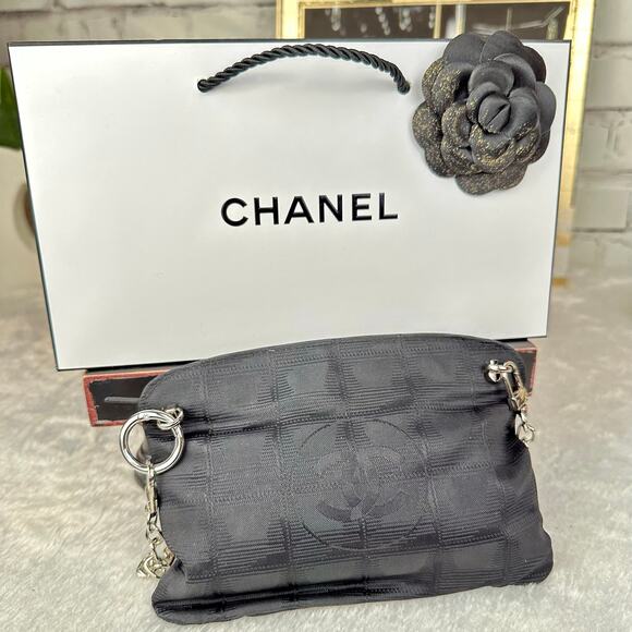 CHANEL Black Canvas New Travel Line Pouch wristlet, Crossbody Bag with Chains - Picture 5 of 16